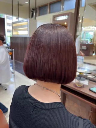 ショート カラー レイヤー×垢抜け/ ハイトーン/朝倉友香のヘアスタイル
