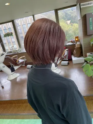 ショート カラー 土居 正季のヘアスタイル