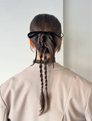 セミロング 🟣niw SHUNNA🟣のヘアスタイル