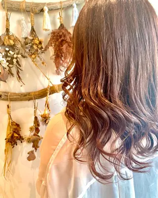 セミロング カラー 榎並茉美【えなみまみ 】託児･駐車場ありのヘアスタイル