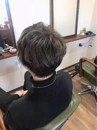 ショート カラー メンズ Rug Relief 吉田のヘアスタイル