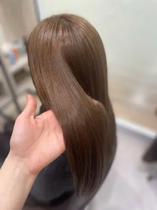 ロング 下村 和香奈のヘアスタイル