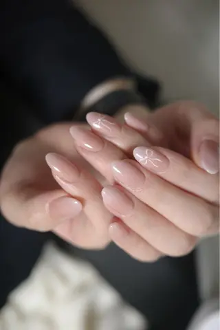 ネイル Locèlon .のネイルデザイン