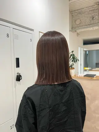 ミディアム カラー 小顔カット/ 透明感カラー/阪本桃のヘアスタイル