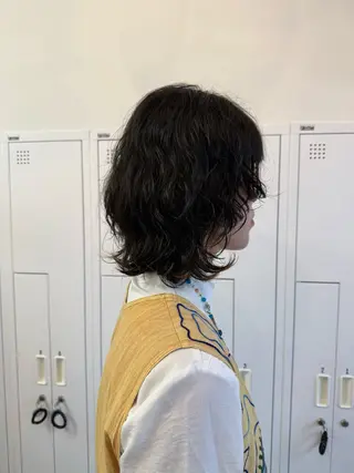 ミディアム パーマ 近藤 千裕のヘアスタイル