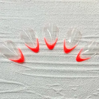 ネイル エリクサーネイル池袋 樋口のネイルデザイン