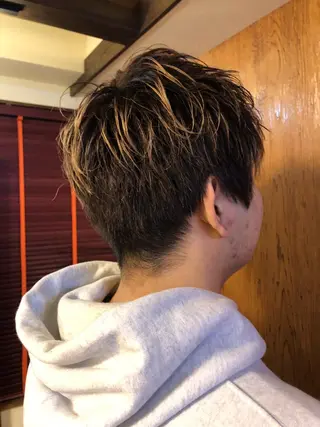 カラー メンズ 長谷川 薫のヘアスタイル