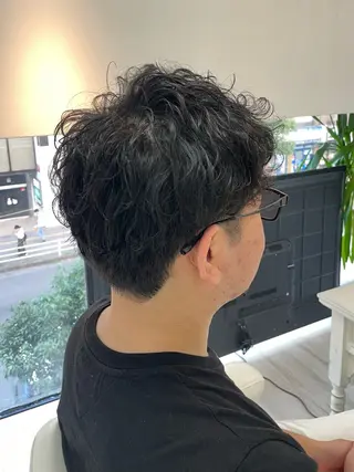ショート 新籾 尚哉のヘアスタイル