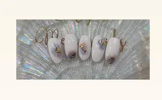 ネイル I-nailロング /ワンホン/キラキラのネイルデザイン