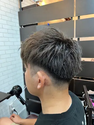 カラー 米本 匠のヘアスタイル