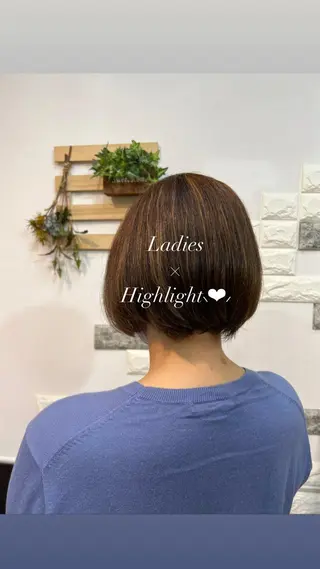 ショート カラー 大人デザイン 🍃MORIKA🍃のヘアスタイル