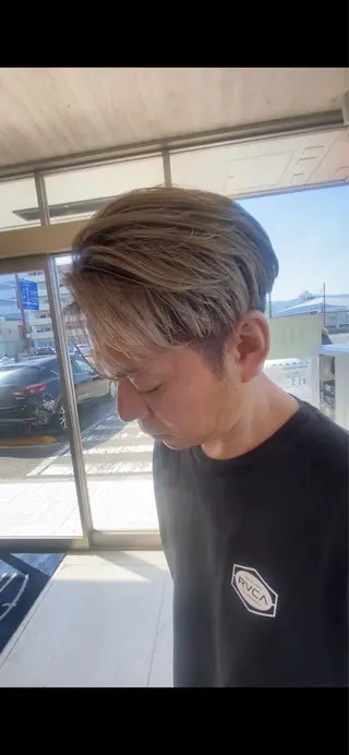 カラー メンズ 石井 達也のヘアスタイル