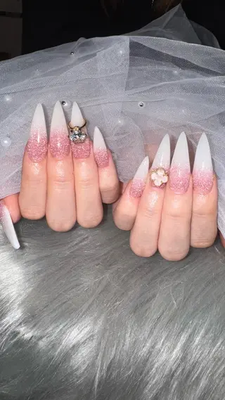 ネイル Feel ‪‪☺︎‬Yuriaのネイルデザイン