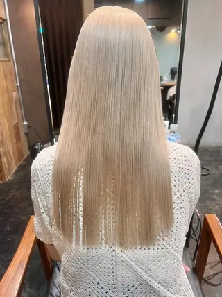 カラー 海外レイヤー/ ブロンドKazuhaのヘアスタイル