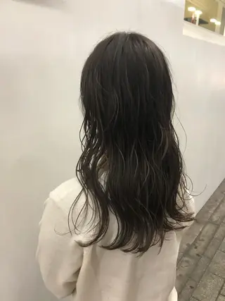 セミロング カラー 東條 克義のヘアスタイル