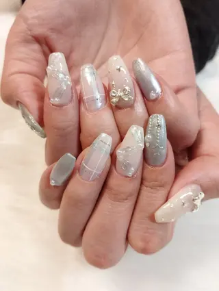 ネイル DI'A ネイルサロンのネイルデザイン