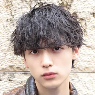ミディアム パーマ ヘアアレンジ メンズ 🔥ニュアンス フェザー小林海斗🔥のヘアスタイル