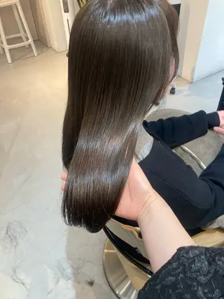 セミロング ✨色持ちの良い艶 カラー✨蟹江真世のヘアスタイル