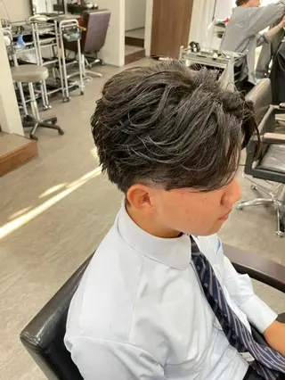 メンズ 鈴木 拓馬のヘアスタイル