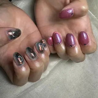 ネイル 里見 麗のネイルデザイン