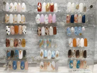 ネイル SYR nail salonのネイルデザイン
