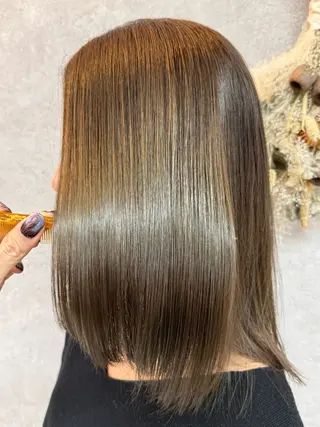 セミロング カラー 髪質改善×METEO 店長 貞松直也のヘアスタイル