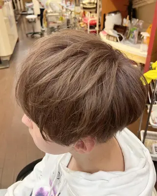 ショート カラー メンズ まさき✂︎ブリーチ／ デザインカラーのヘアスタイル