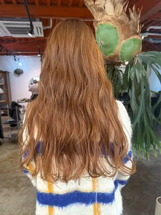 ロング Mado Tsujido所属・小野江 祐李のヘアスタイル