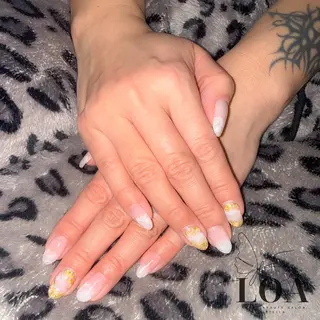 ネイル LOA🦋 yuraのネイルデザイン