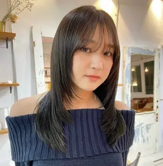 ロング 話題沸騰中🌟 /髪質改善ストレートのヘアスタイル