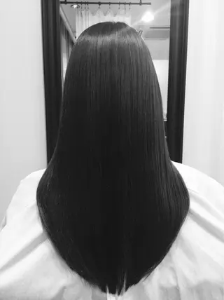 ロング カラー 阿久津 泰幸のヘアスタイル
