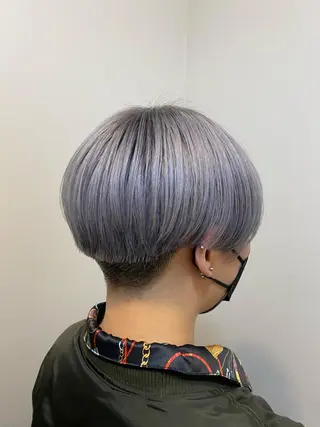 ショート カラー ブリーチ毛対応酸性 ストレート🌈サキのヘアスタイル