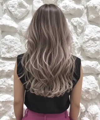 ロング Caracore なんば店所属・Caracore なんば店のヘアスタイル