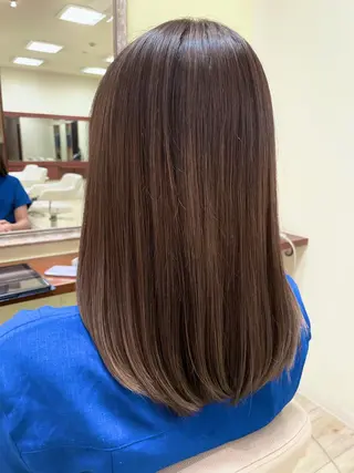 ミディアム ヤノ ユリカ   🥑のヘアスタイル
