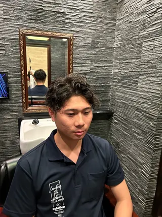 メンズ 西本 健斗のヘアスタイル