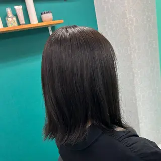 ミディアム 三原 友美のヘアスタイル