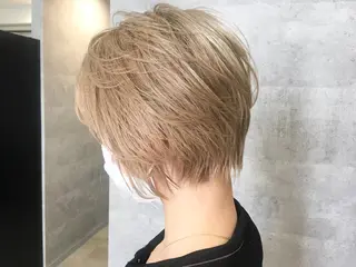 ショート カラー ヘアアレンジ ネイル マツエク・マツパ 井上 一平のヘアスタイル