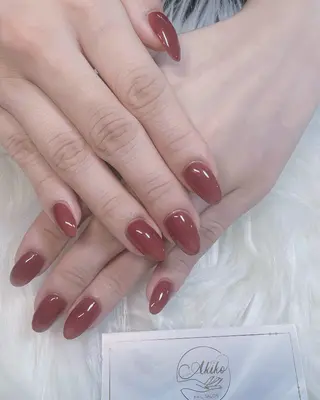 ネイル AKIKO ネイルサロンのネイルデザイン