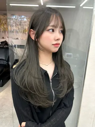 セミロング カラー ヘアアレンジ fumika🎀 ベージュのヘアスタイル