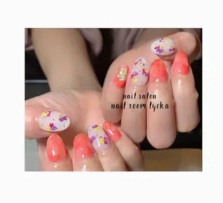 ネイル ﾈｲﾙﾙｰﾑﾘｯｶ 𝐦𝐚𝐲𝐮のネイルデザイン