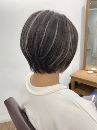 ショート カラー ハイライト⭐️上野 高広のヘアスタイル