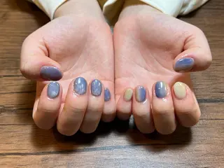 ネイル HENRIETTA NAILSALONのネイルデザイン