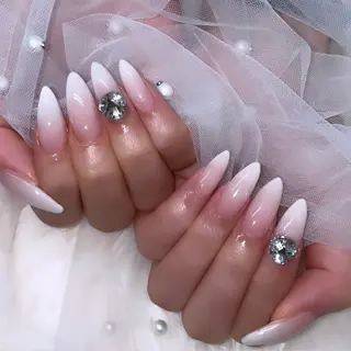 ネイル LINO nail chihori🌻のネイルデザイン