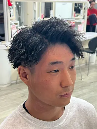 パーマ メンズ 🔥メンズ特化🔥 \健介/のヘアスタイル