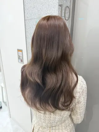 カラー 暗髪透明感ヘア🩶 銀座TUNEのヘアスタイル
