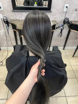 ロング MAYU / Raf.のヘアスタイル