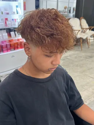 カラー パーマ メンズ 岩佐 柚太のヘアスタイル
