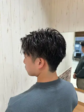 ショート パーマ メンズ 中嶋 紘夢のヘアスタイル