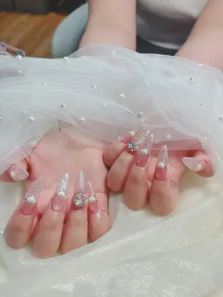 ネイル 🦋ネイルサロン ブラン🌈ゆりのネイルデザイン