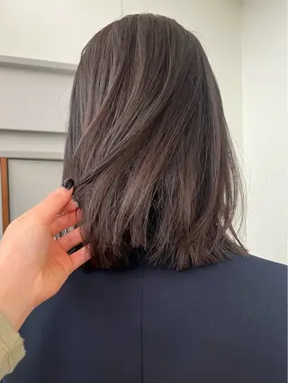 ミディアム カラー レイヤーカット🍏 オリーブ/ののかのヘアスタイル